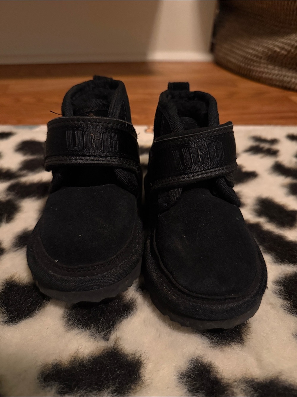 UGG Kids Black Suede Hook-and-Loop Ankle Boots